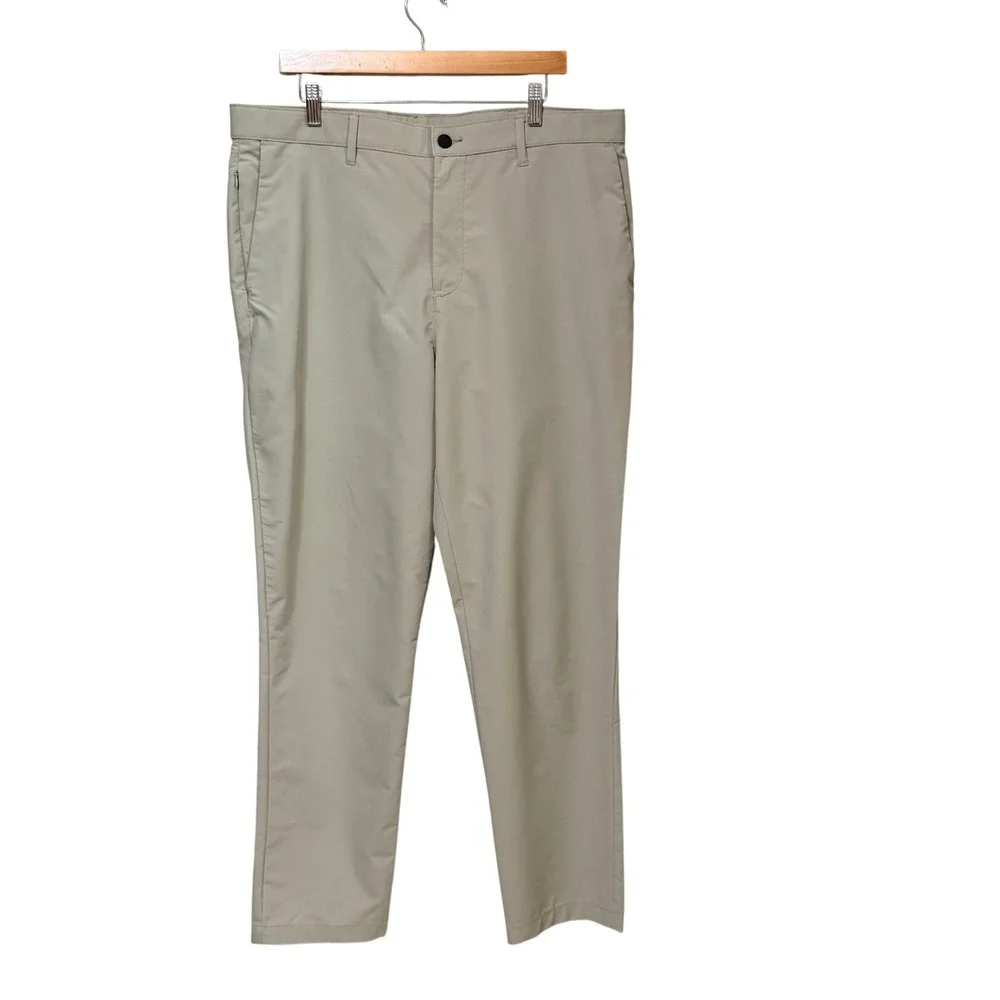 Banana Republic Mens 38x32 Performance Chino Pants Khaki Tan Tech Stretch 38x31